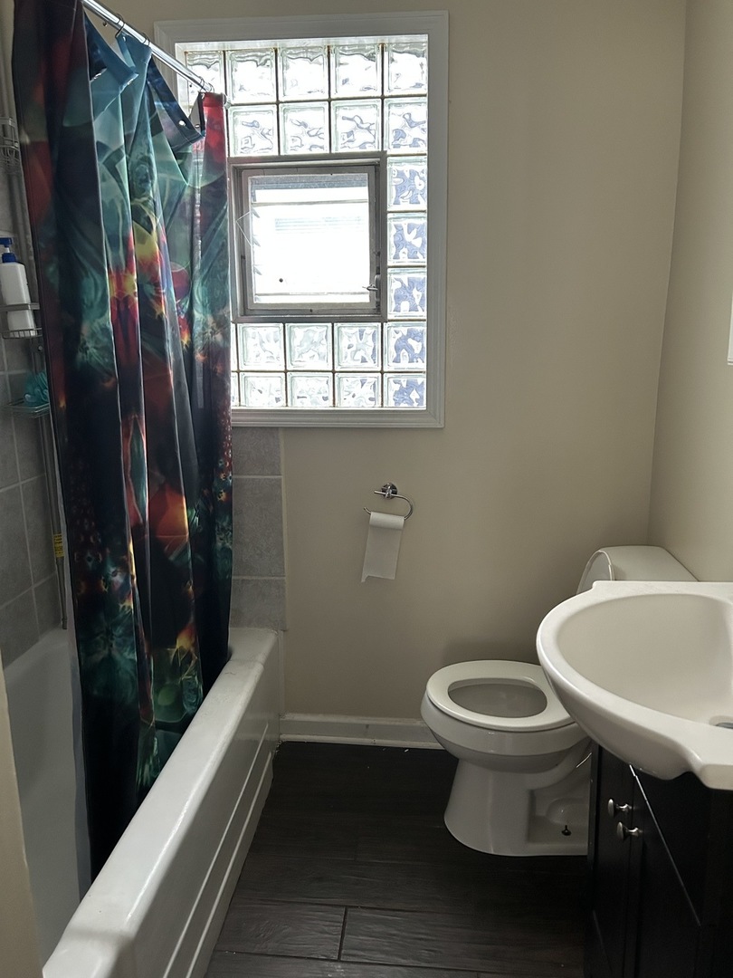 2005 Darrow Avenue Property Photo 25