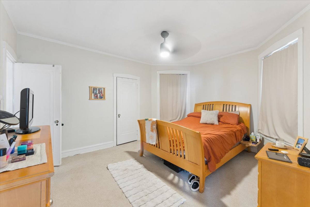 2215 W Arthur Avenue Property Photo 40