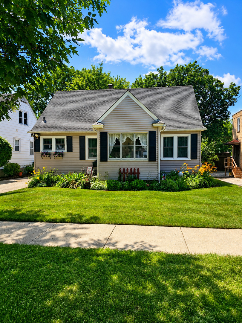 621 Lincoln Avenue Property Photo