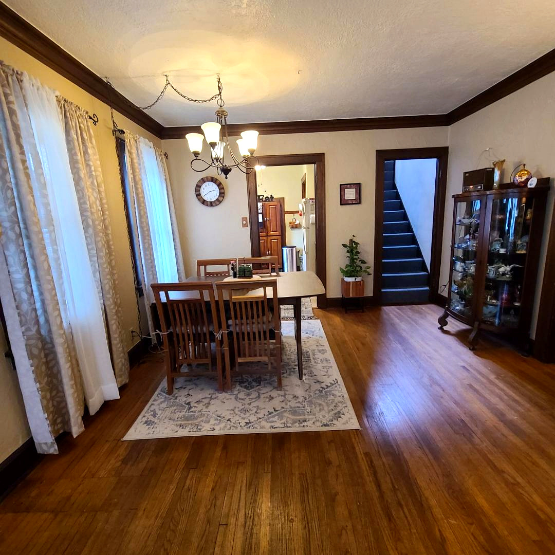 621 Lincoln Avenue Property Photo 4