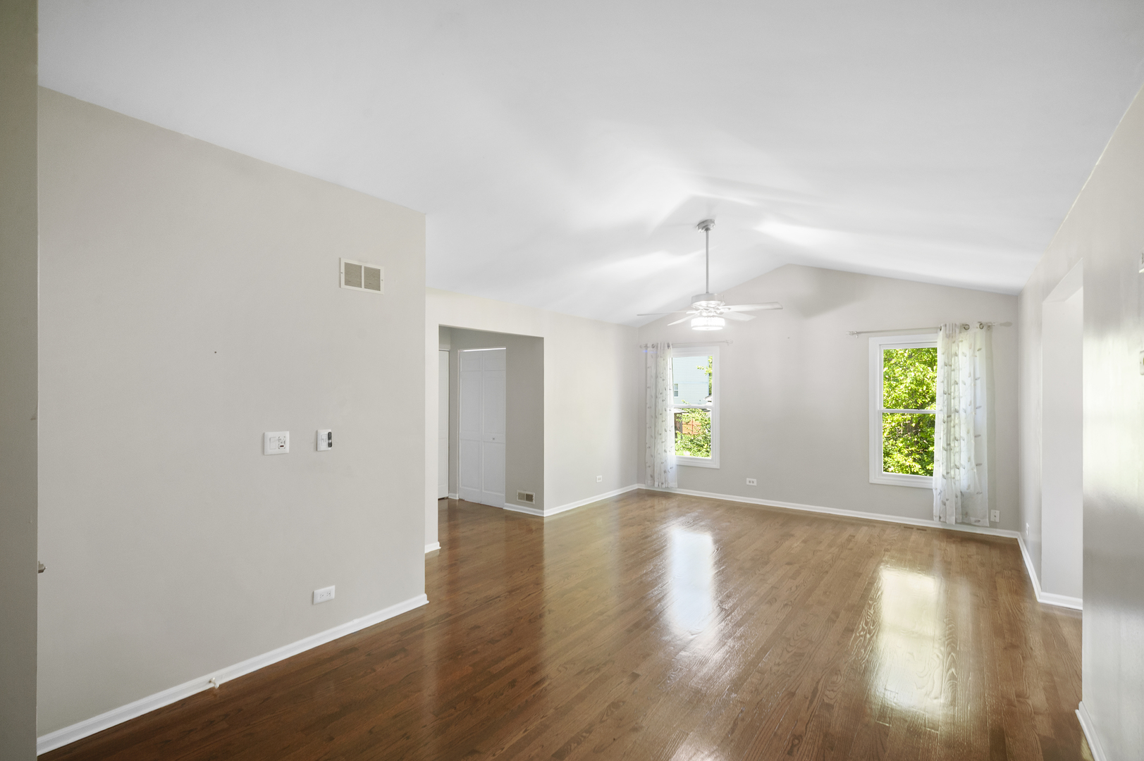 310 Chesterfield Lane Property Photo 32