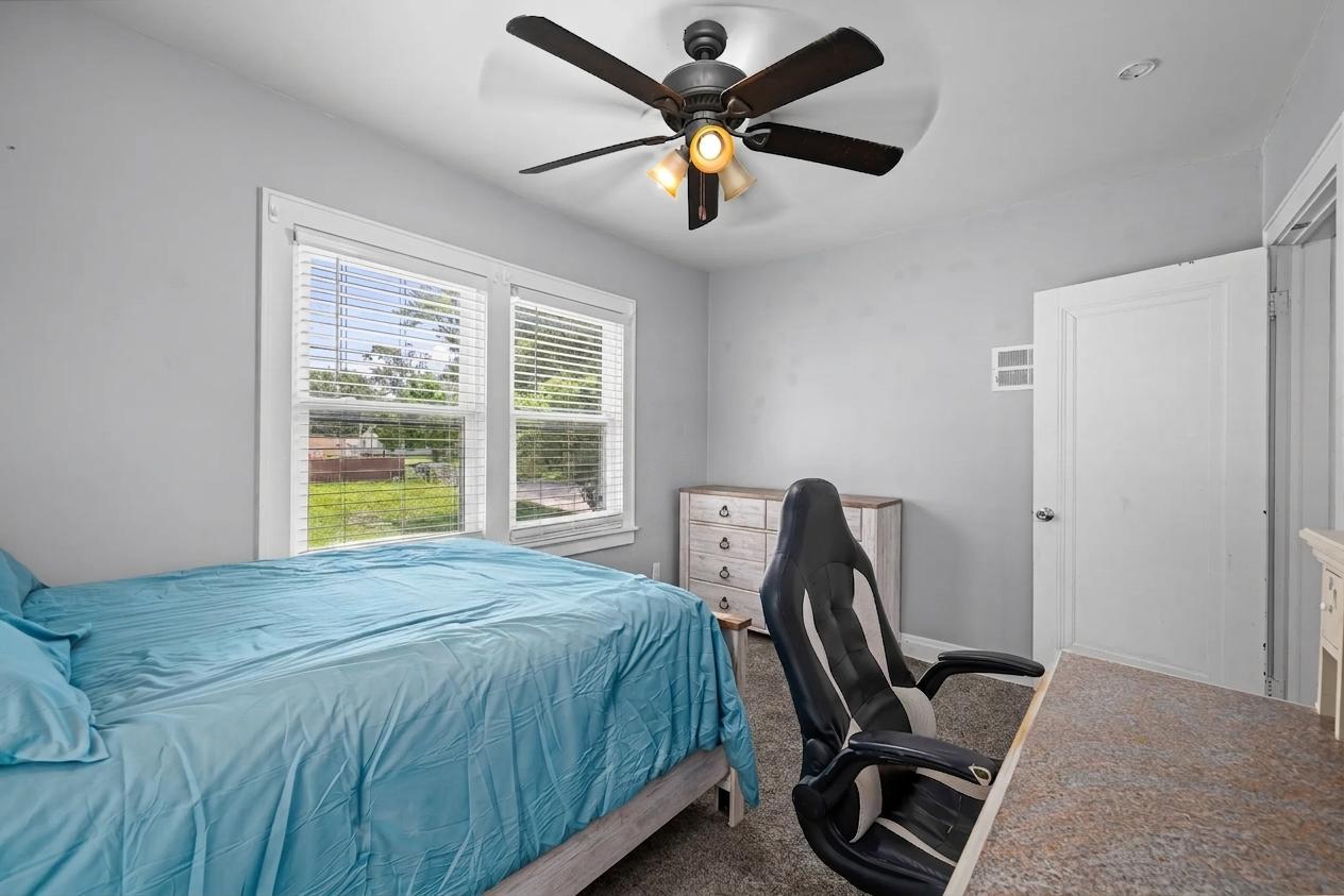 2726 Central Avenue Property Photo 18