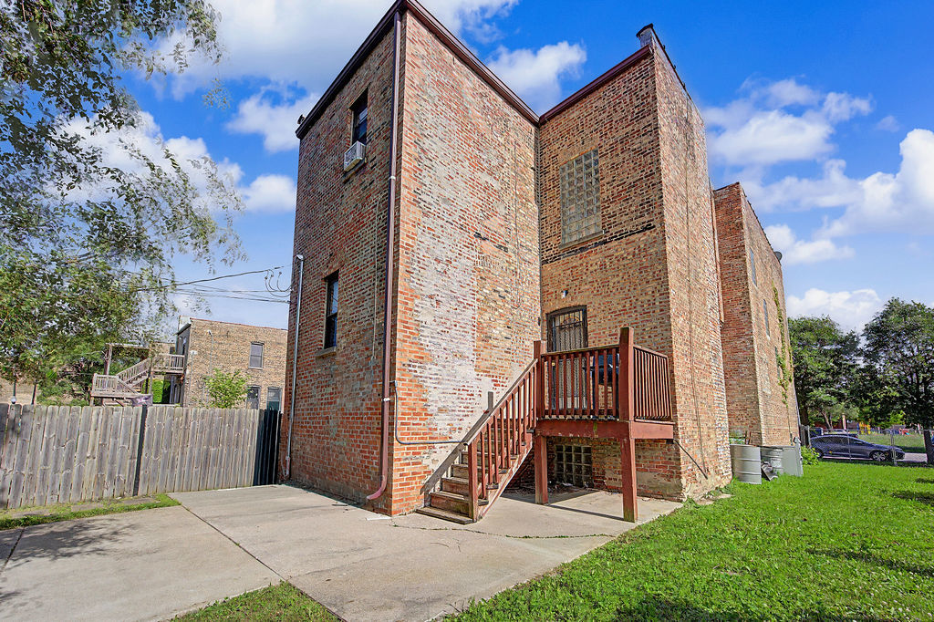 3416 W Jackson Boulevard Property Photo 4