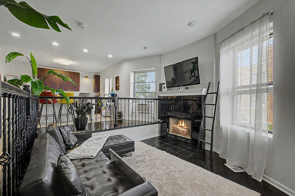 3416 W Jackson Boulevard Property Photo 8