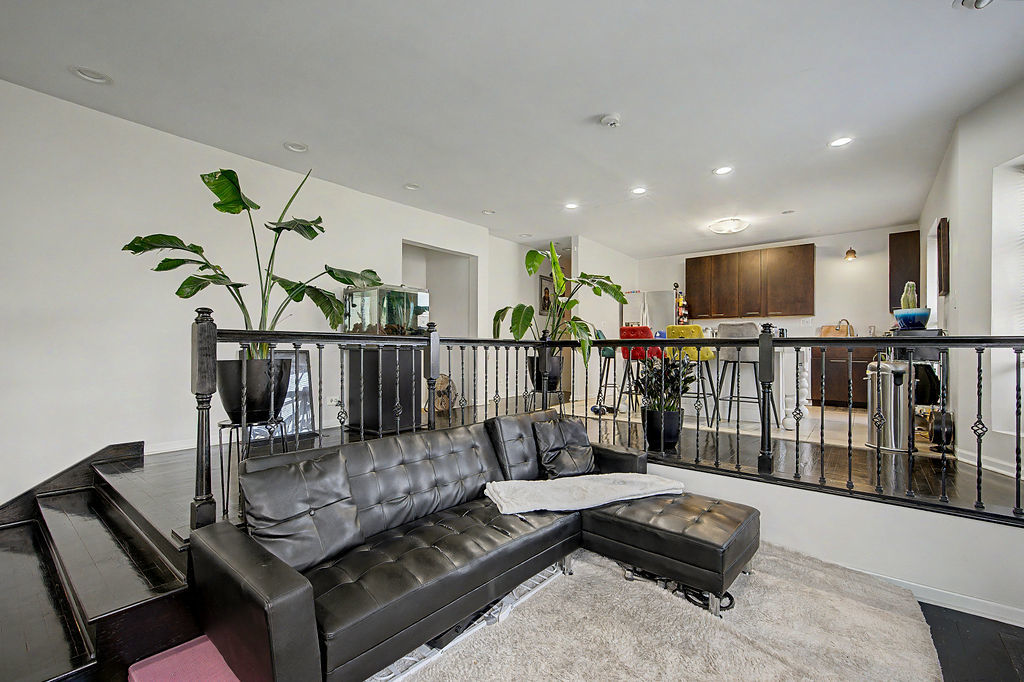 3416 W Jackson Boulevard Property Photo 9