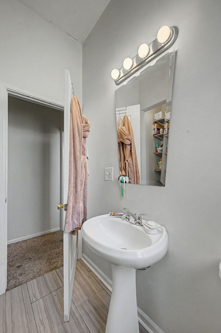 3416 W Jackson Boulevard Property Photo 16