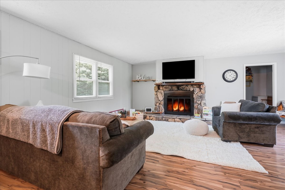 500 N Pearl Street Property Photo 15
