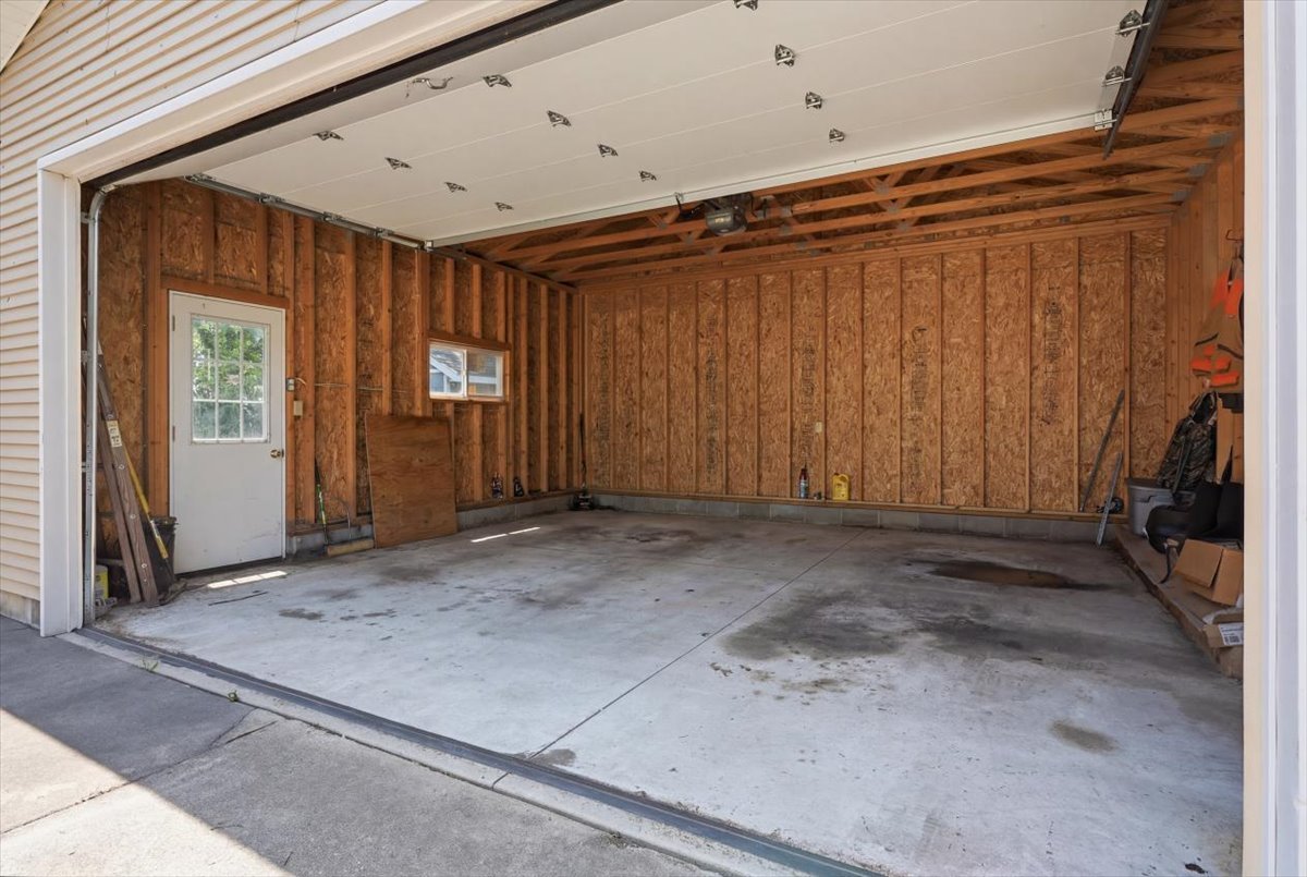 500 N Pearl Street Property Photo 33
