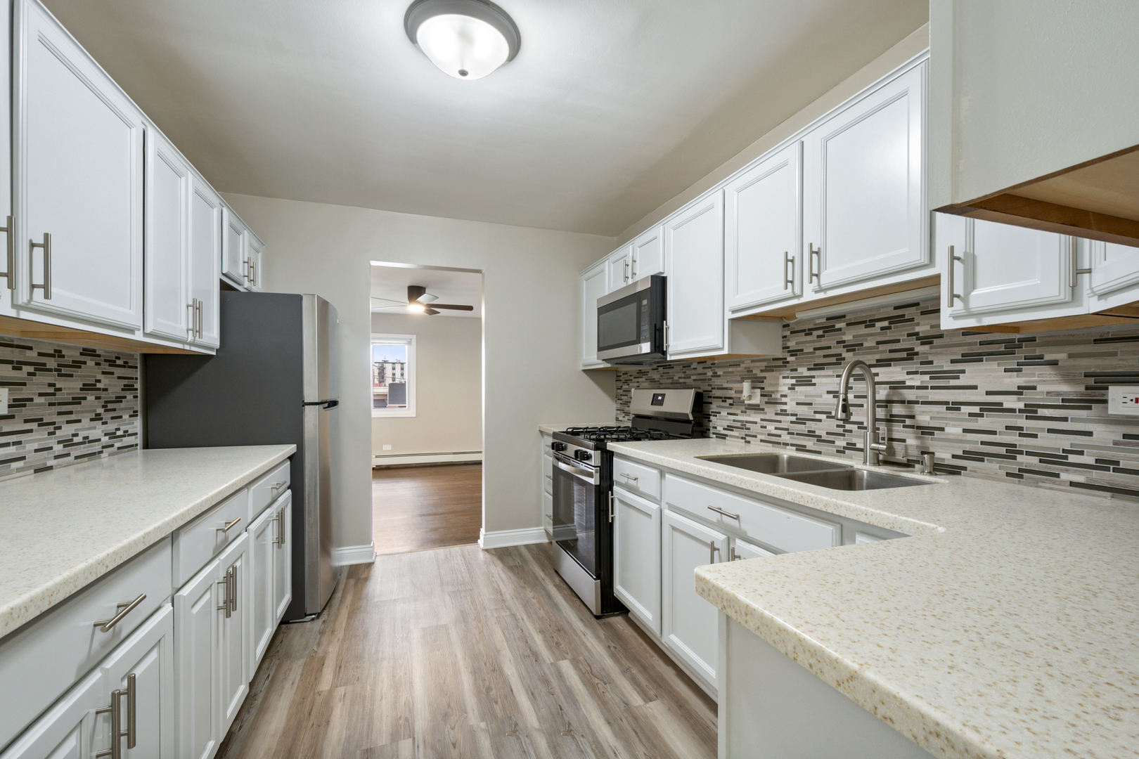 9562 Park Lane 2i Property Photo 4