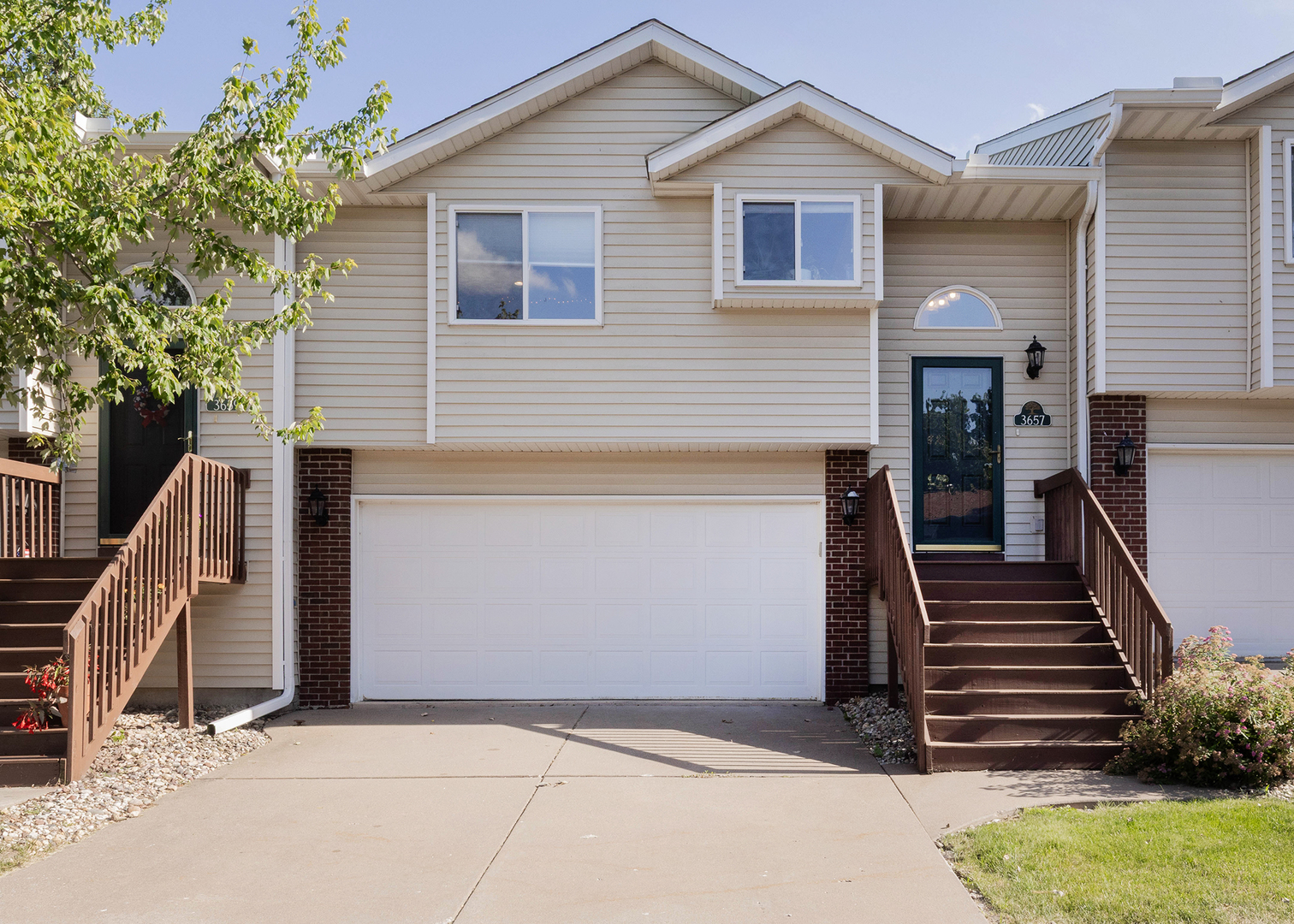 3657 Kennedy Drive Property Photo 1