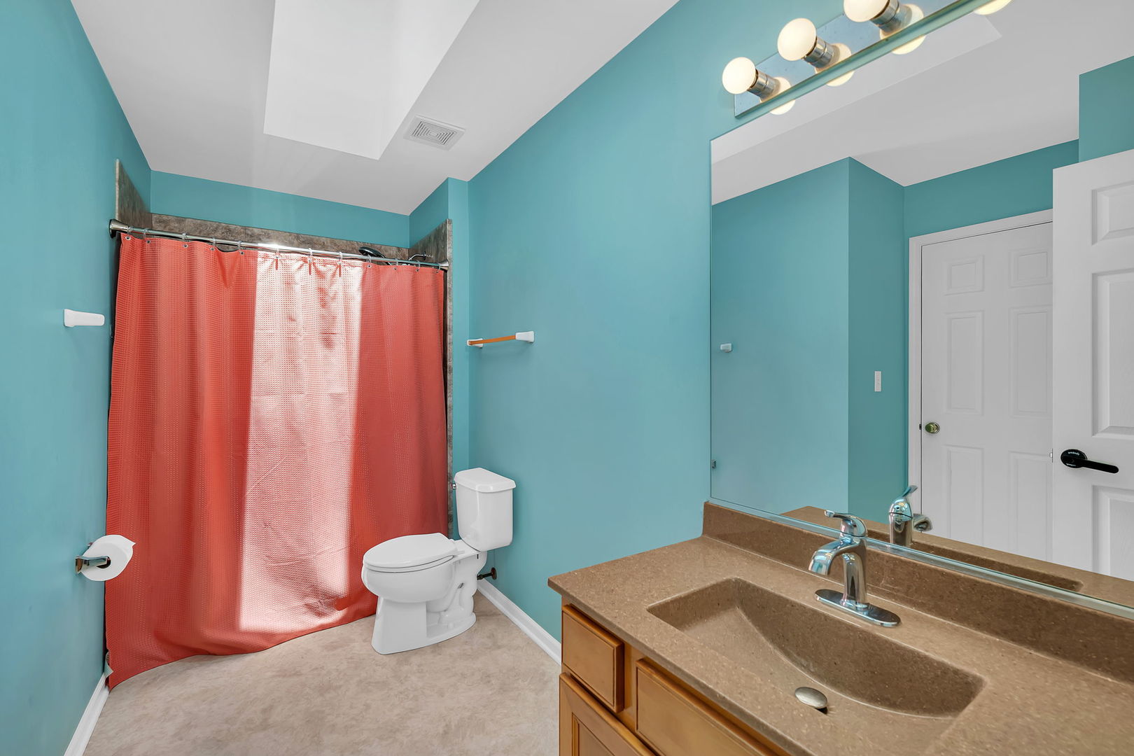 1004 Phelps Lane Property Photo 24