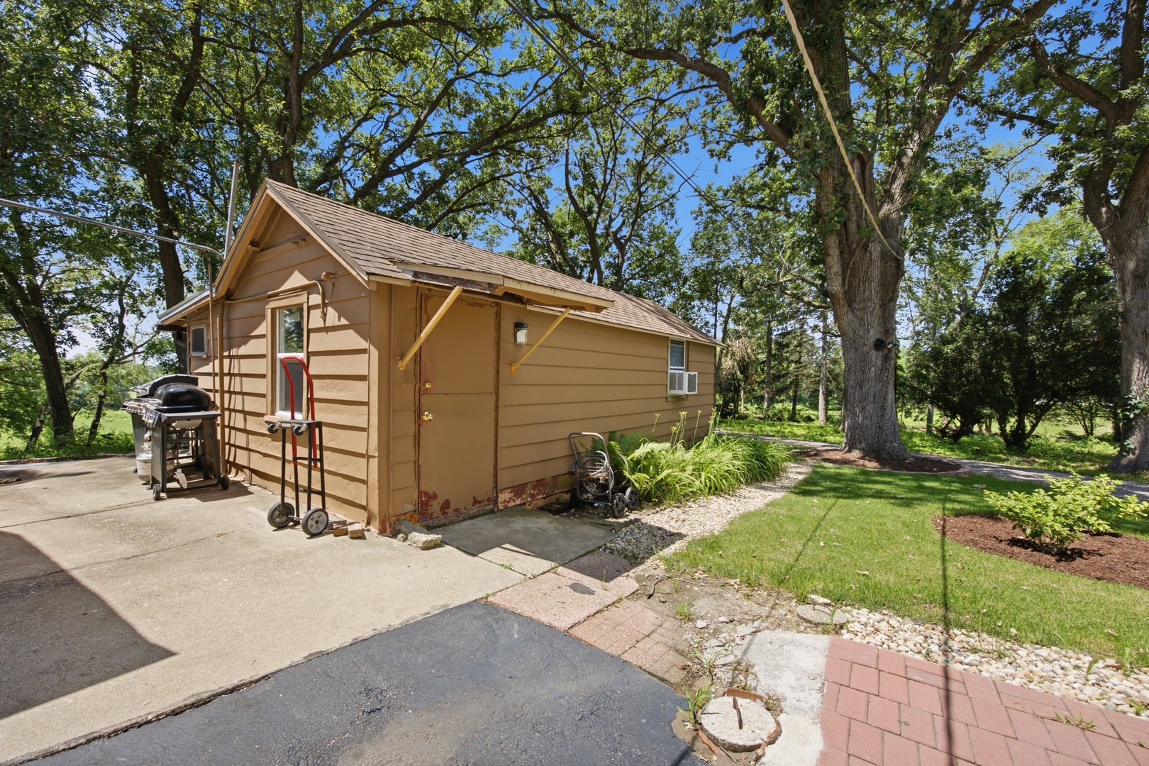 37w961 Bowes Road Property Photo 31