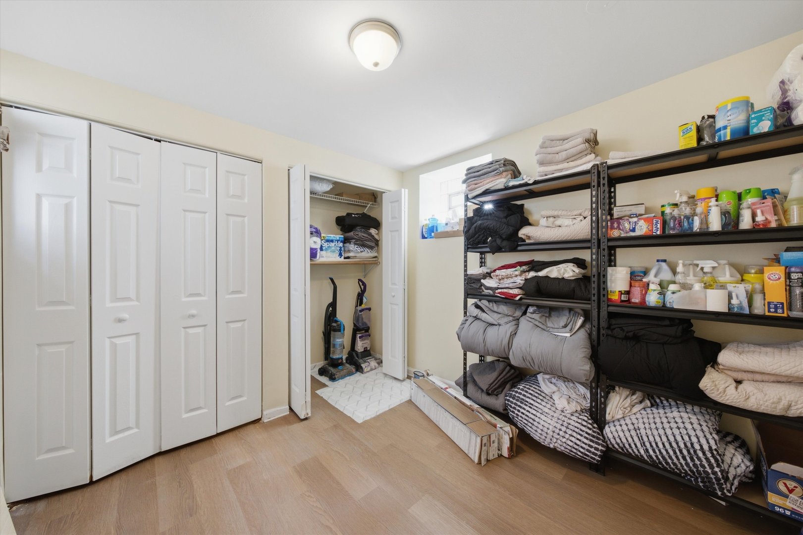 6735 S Eberhart Avenue Property Photo 18