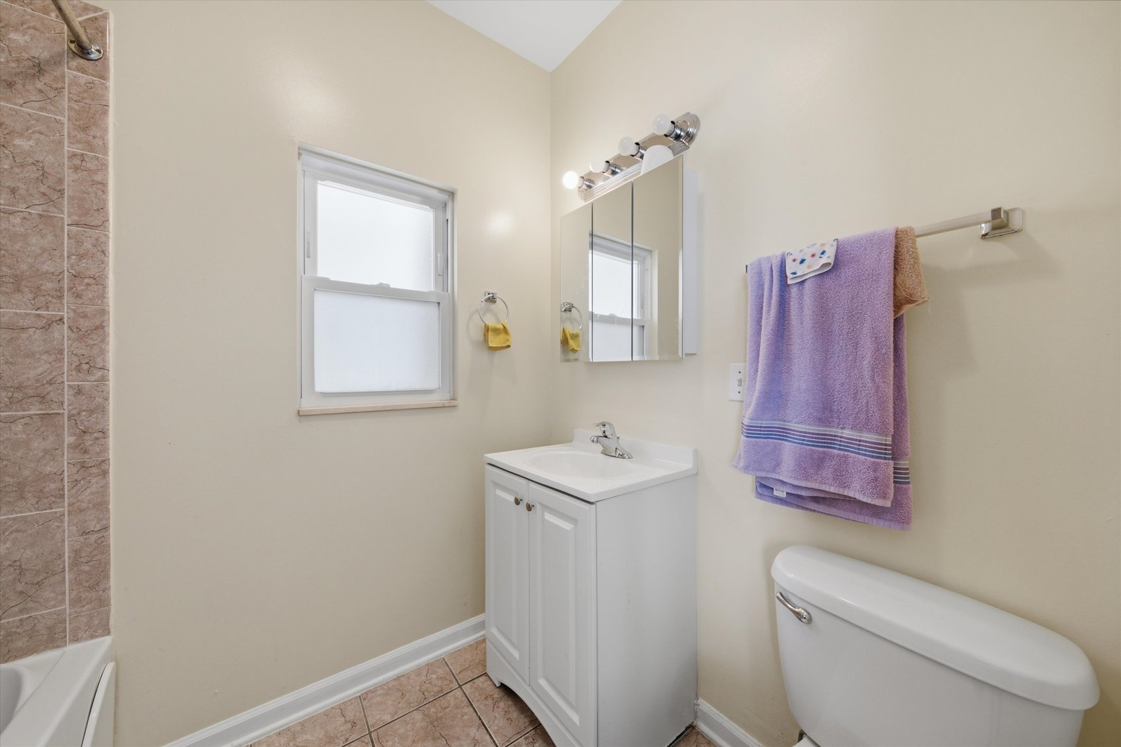 6735 S Eberhart Avenue Property Photo 25