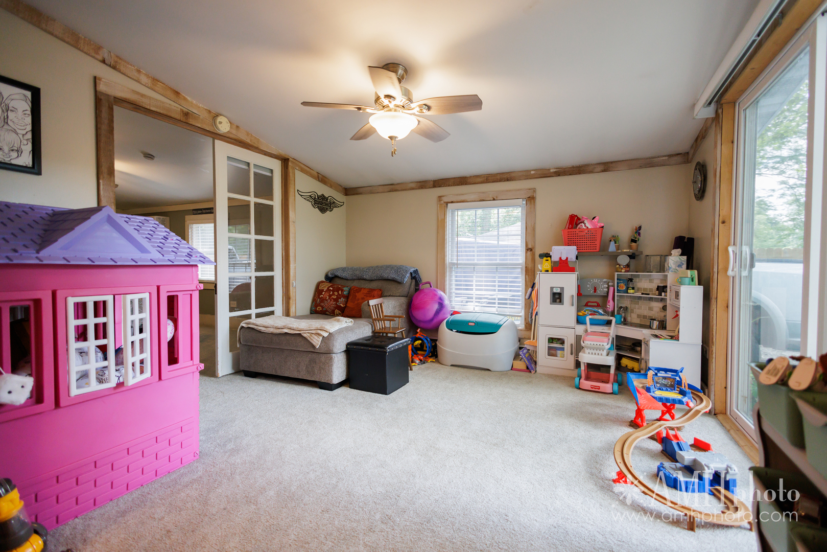 2 Elmwood Avenue Property Photo 7