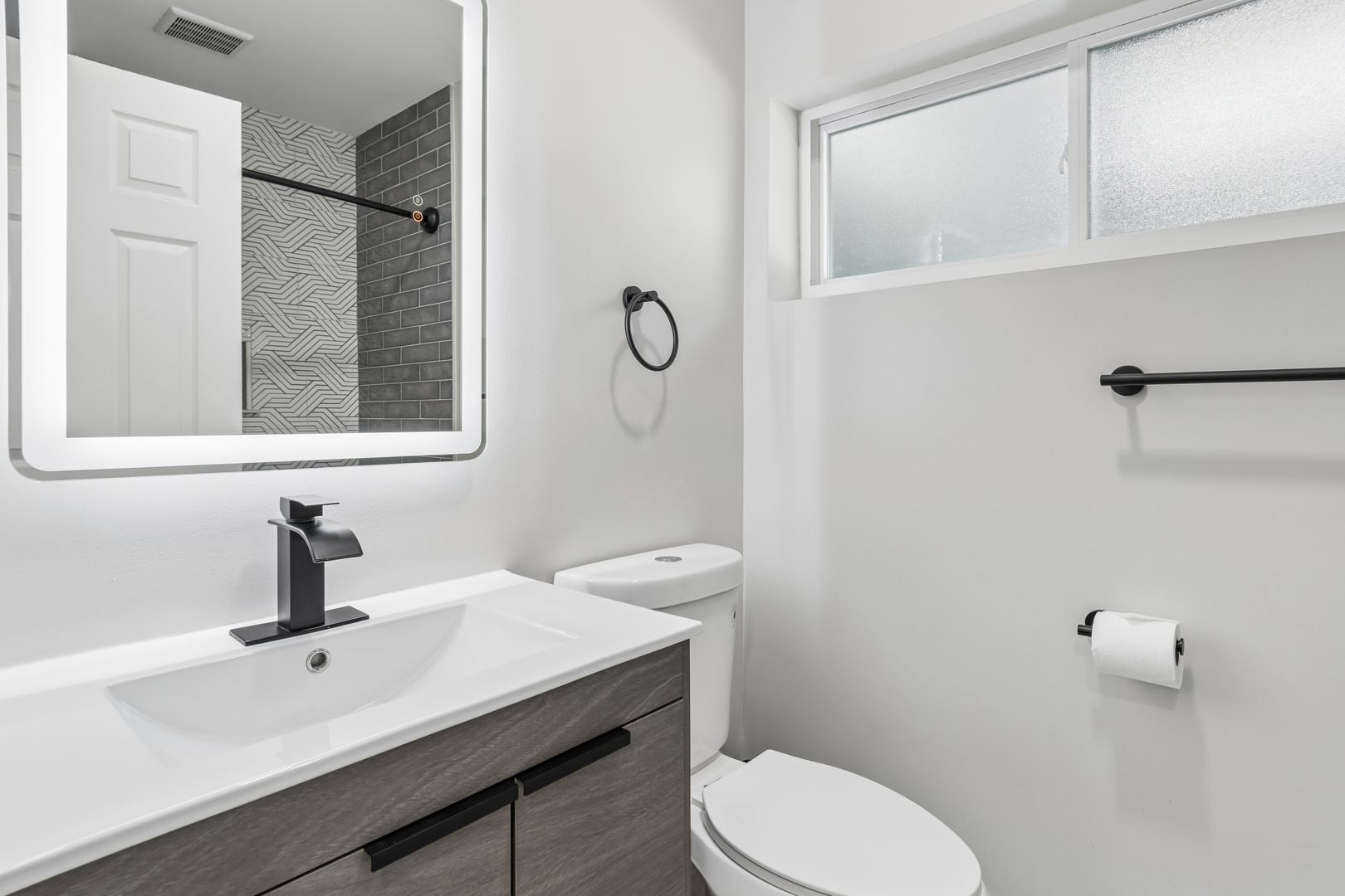 1124 59th Street Property Photo 16