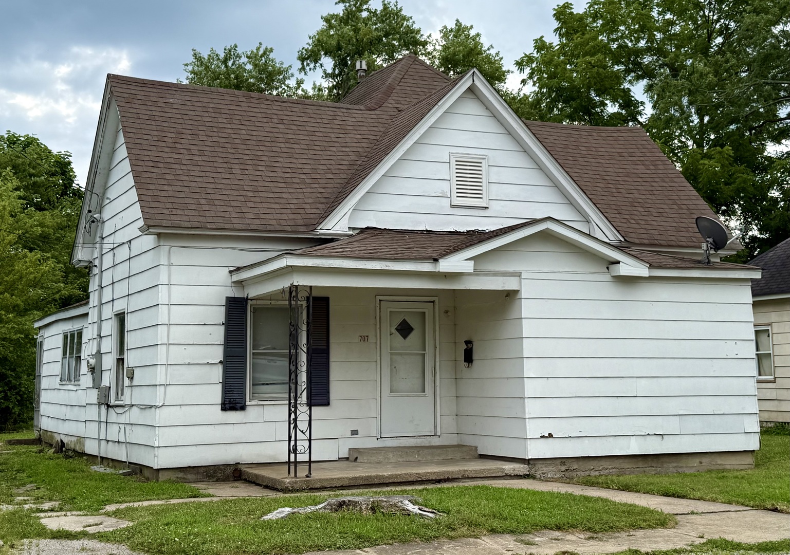 707 N Monroe Street Property Photo 1