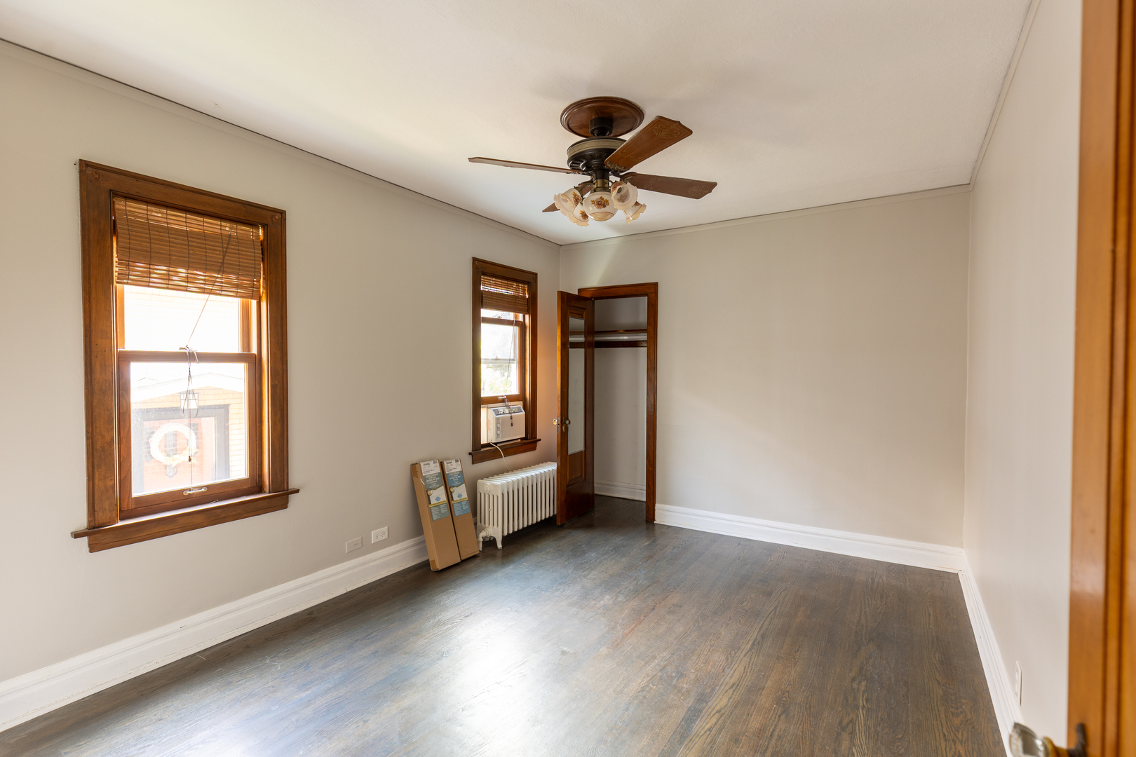 2246 Clinton Avenue Property Photo 20