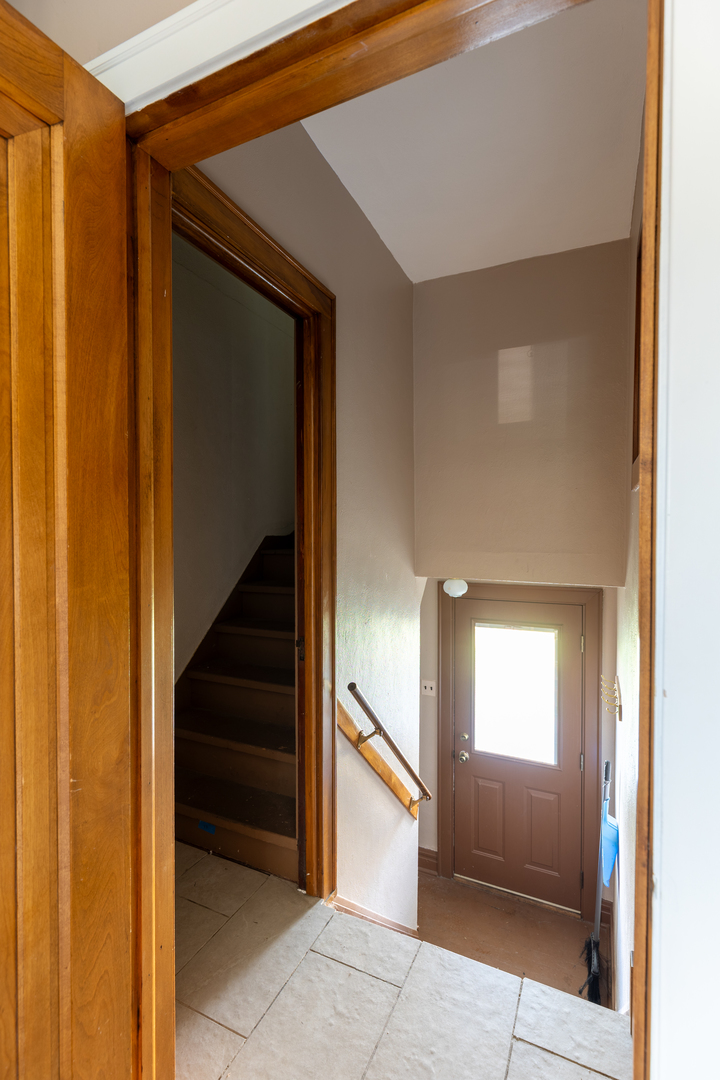 2246 Clinton Avenue Property Photo 22