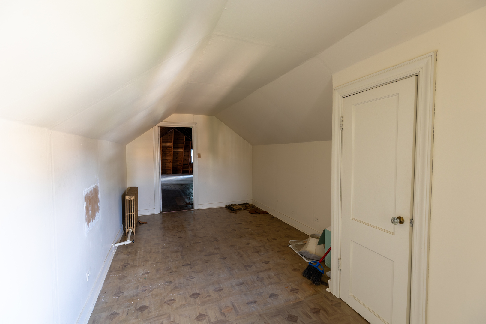 2246 Clinton Avenue Property Photo 23