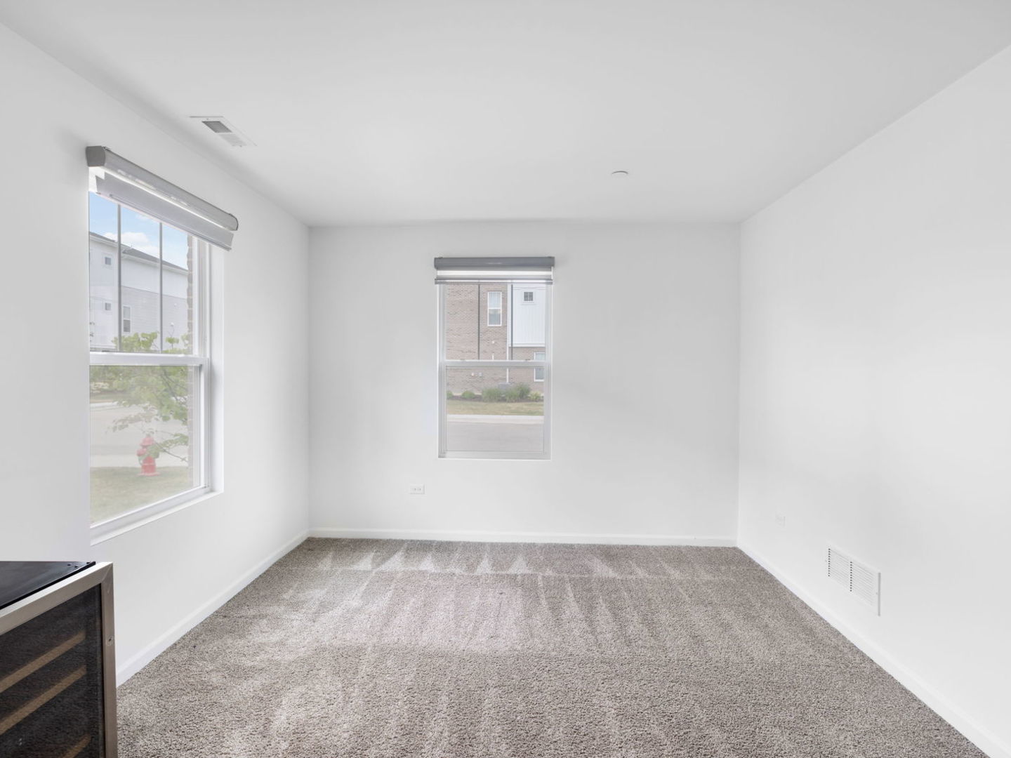 1534 Slade Way Property Photo 5