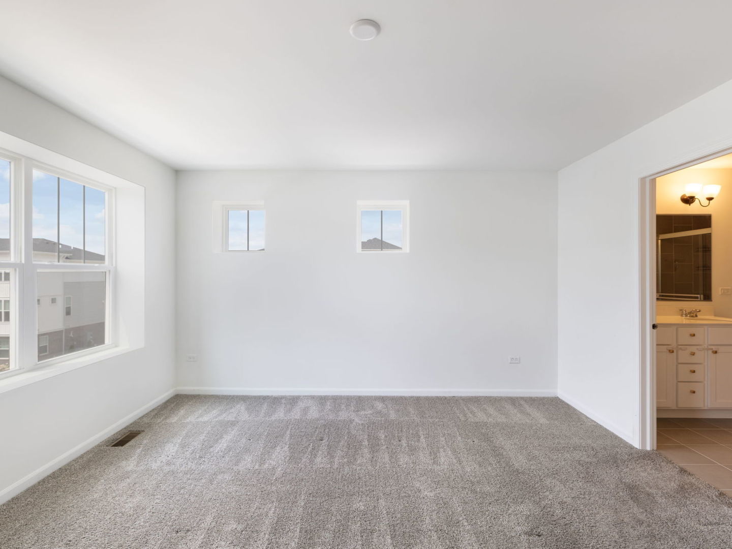 1534 Slade Way Property Photo 7