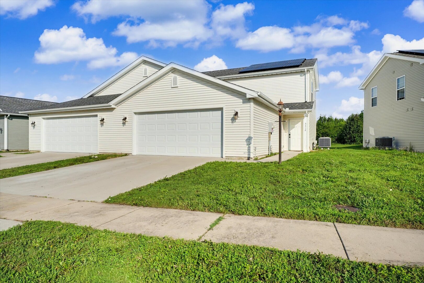 3312 Boulder Ridge Drive Property Photo 2