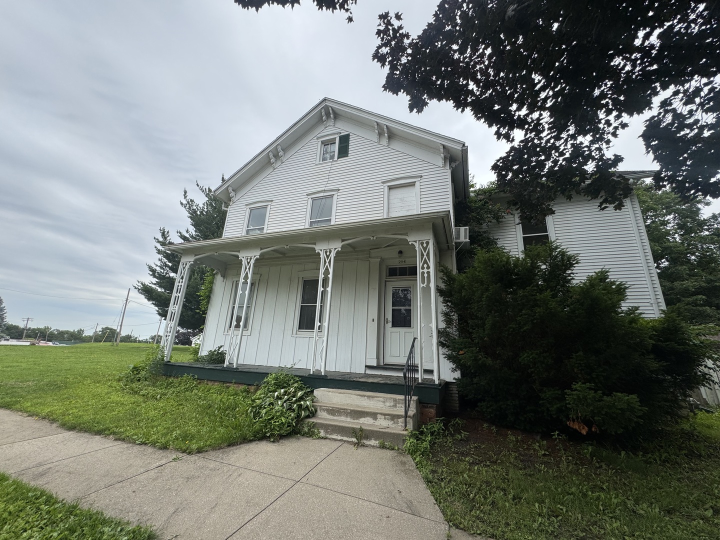 204 S Main Street Property Photo 2
