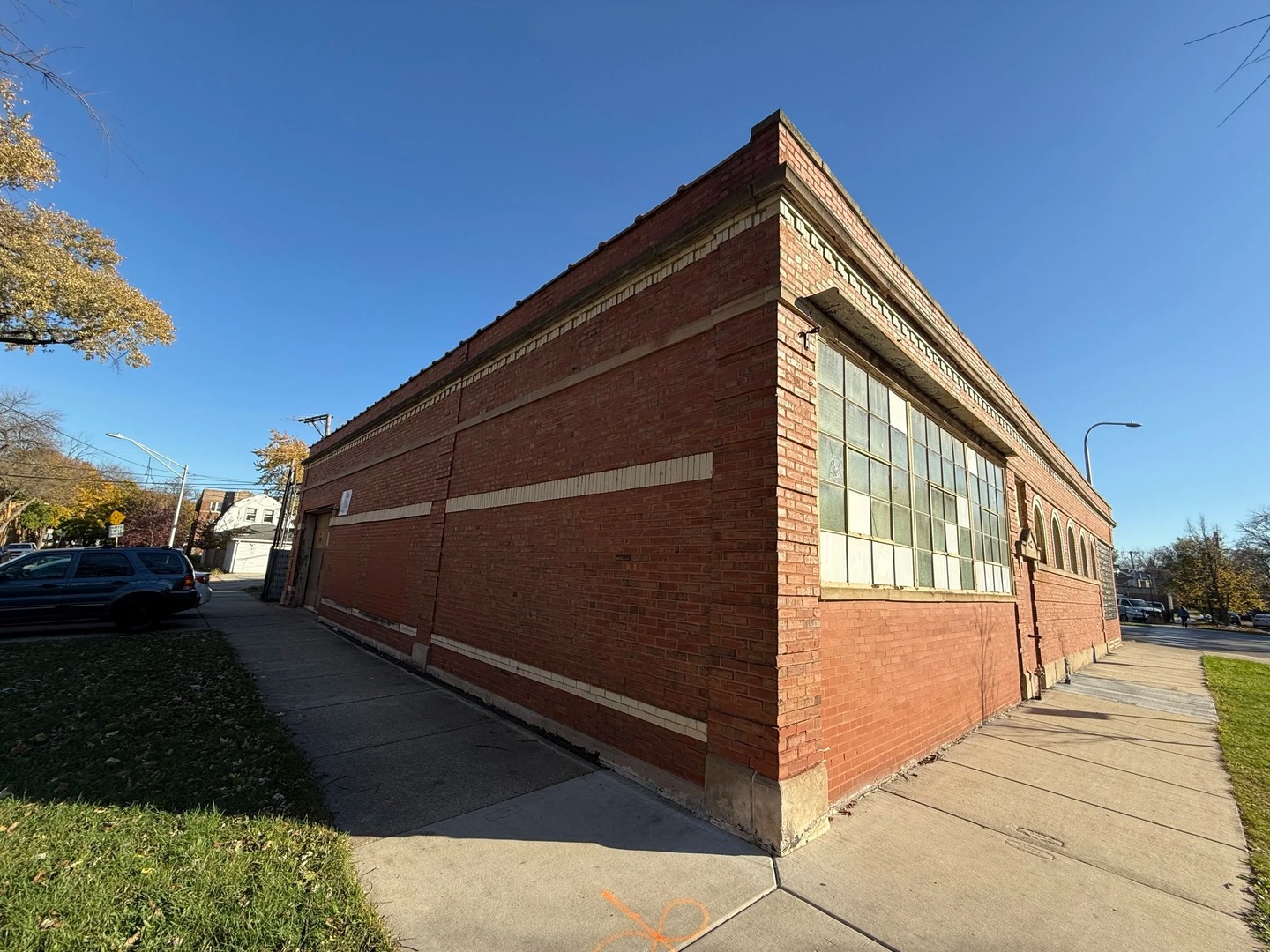 4271 N Elston Avenue Property Photo 3