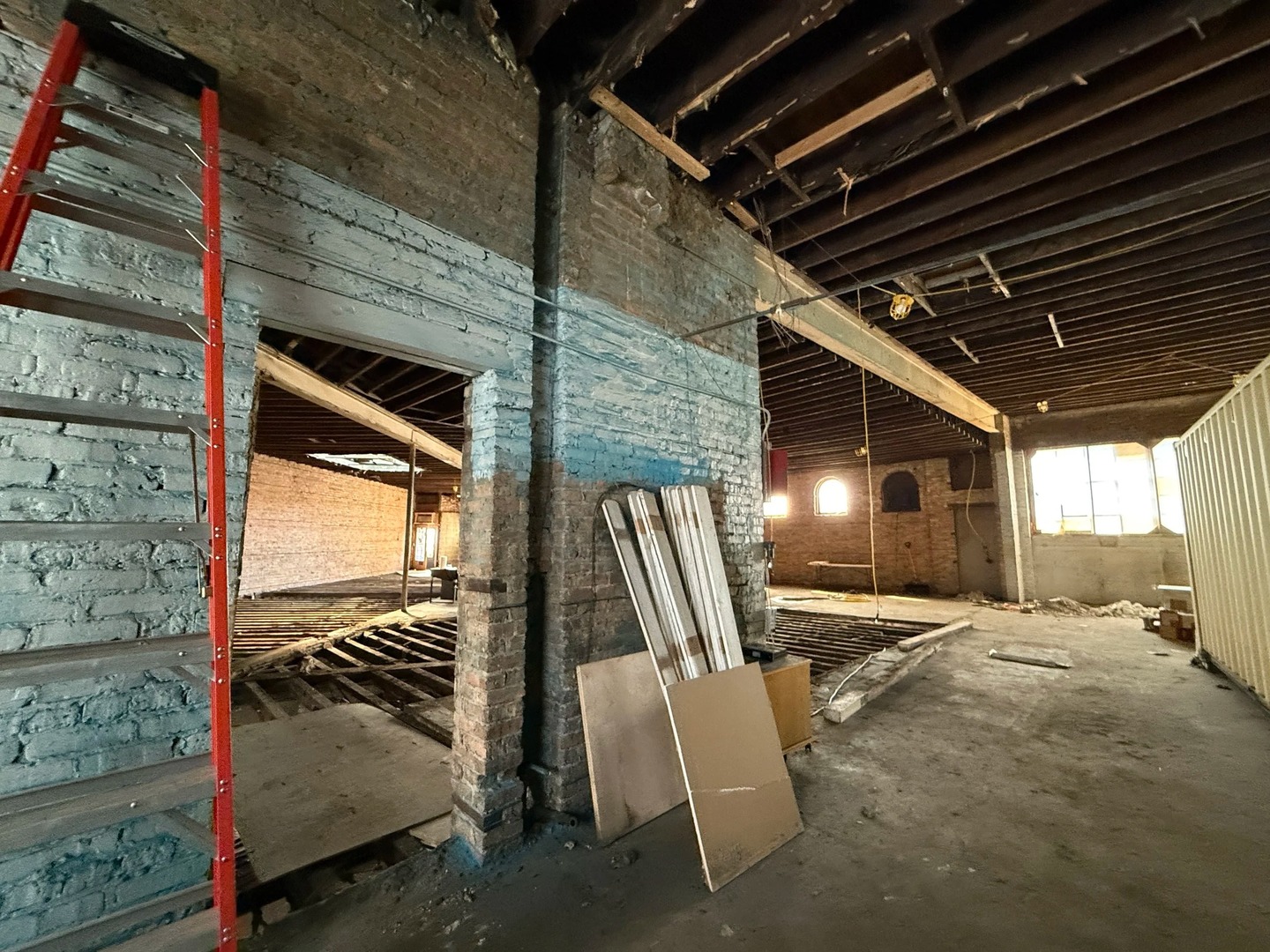 4271 N Elston Avenue Property Photo 18
