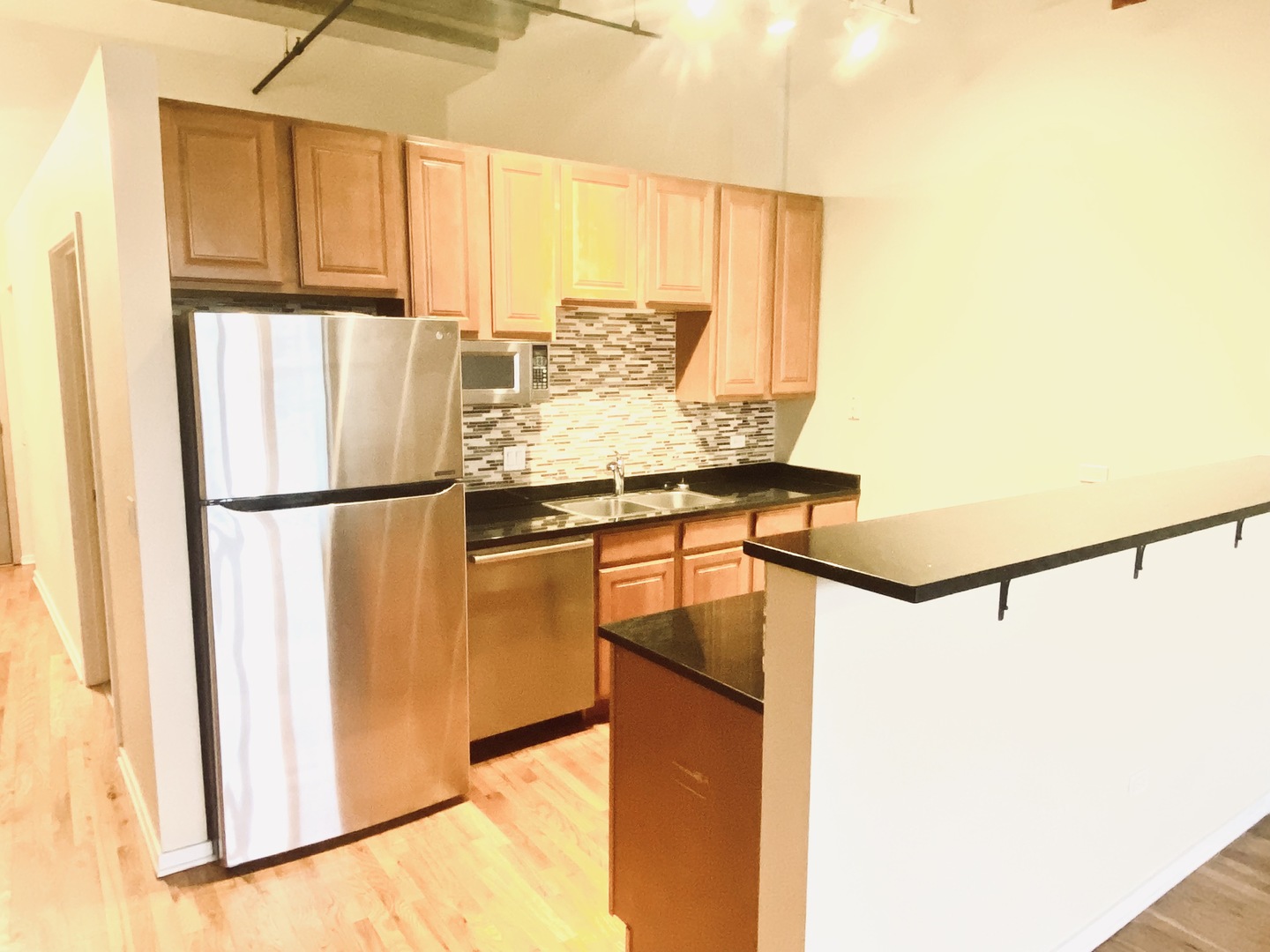 1645 W Ogden Avenue 310 Property Photo 4