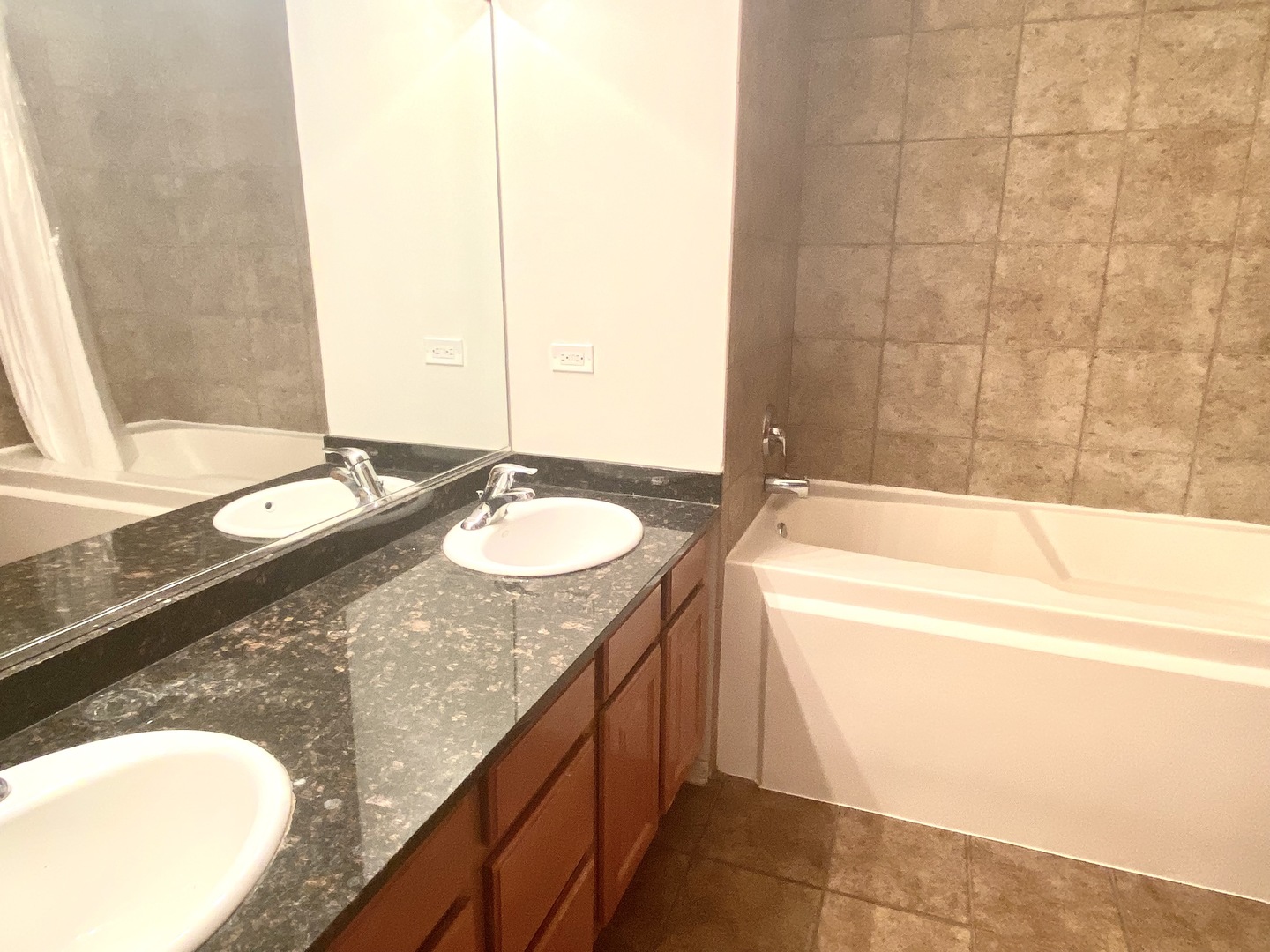 1645 W Ogden Avenue 310 Property Photo 8
