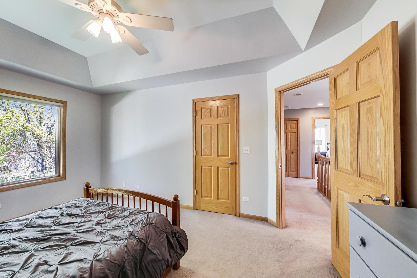 1n226 Ellis Avenue Property Photo 38