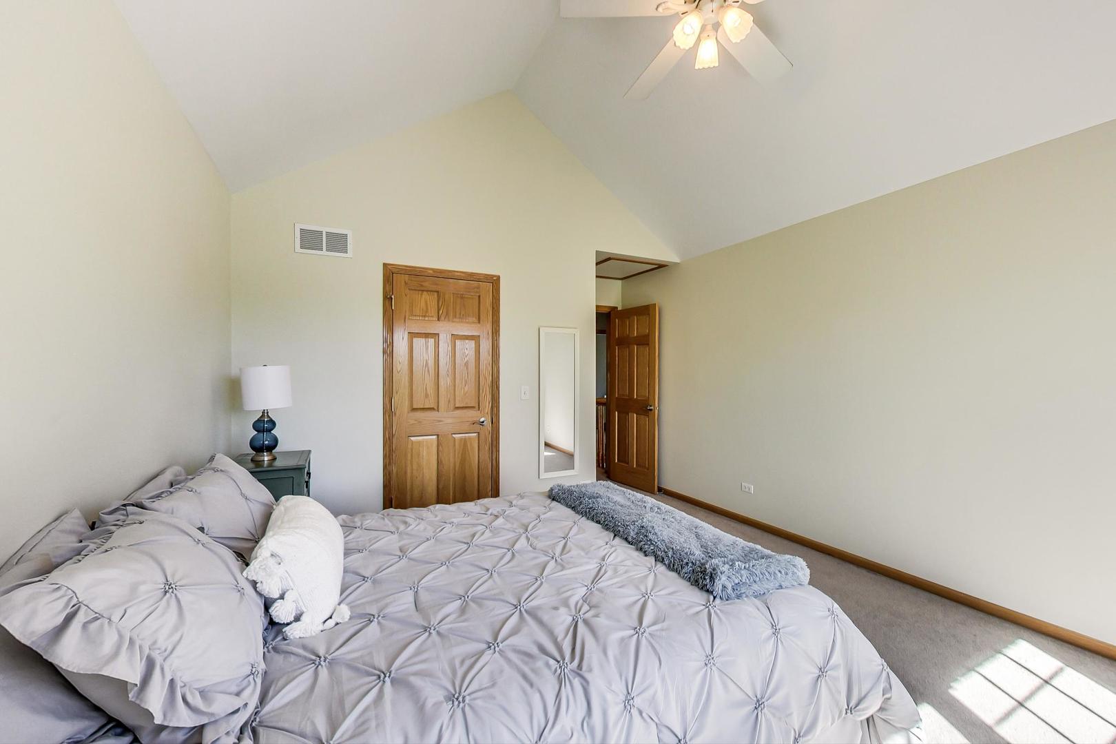 1n226 Ellis Avenue Property Photo 42