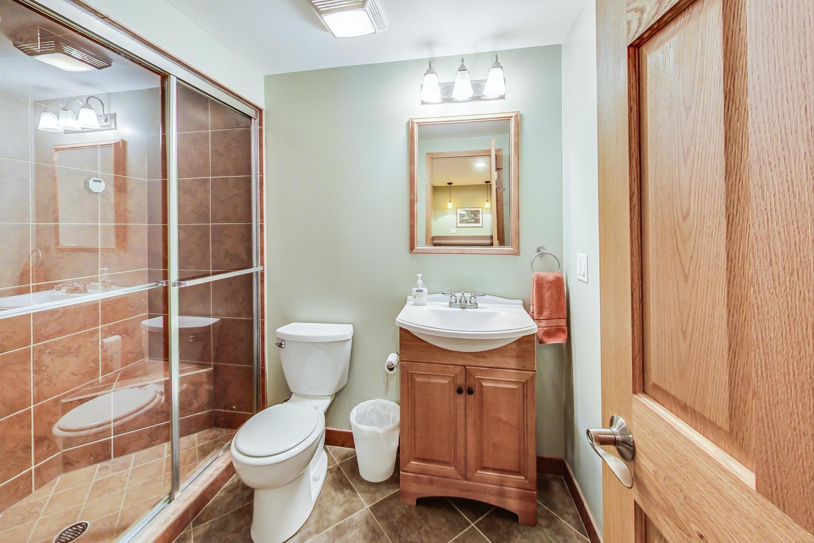 1n226 Ellis Avenue Property Photo 49