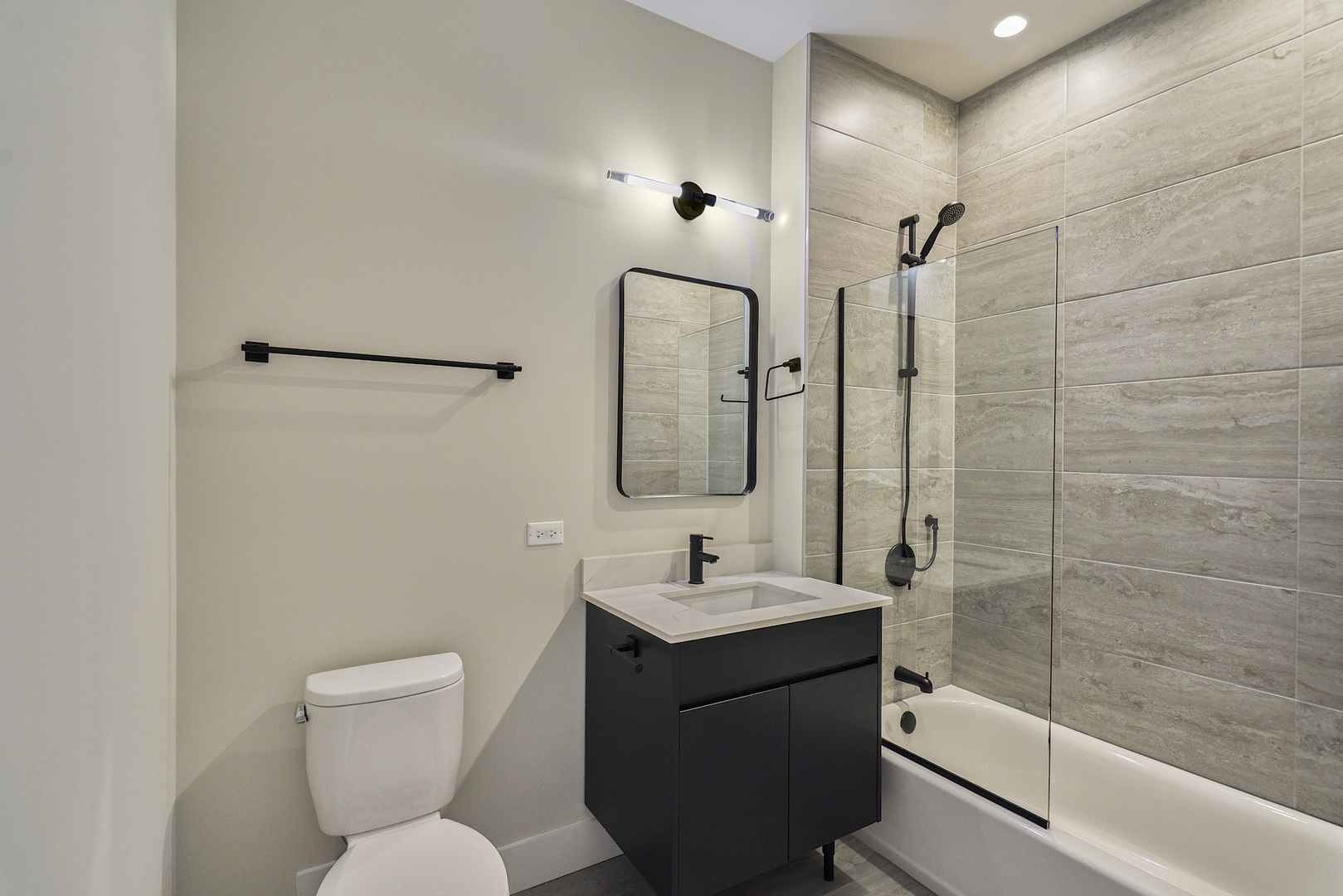 451 E Pershing Avenue 307 Property Photo 16