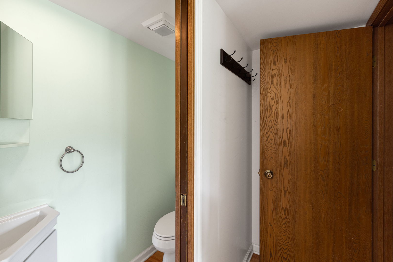486 Nicole Drive D Property Photo 10