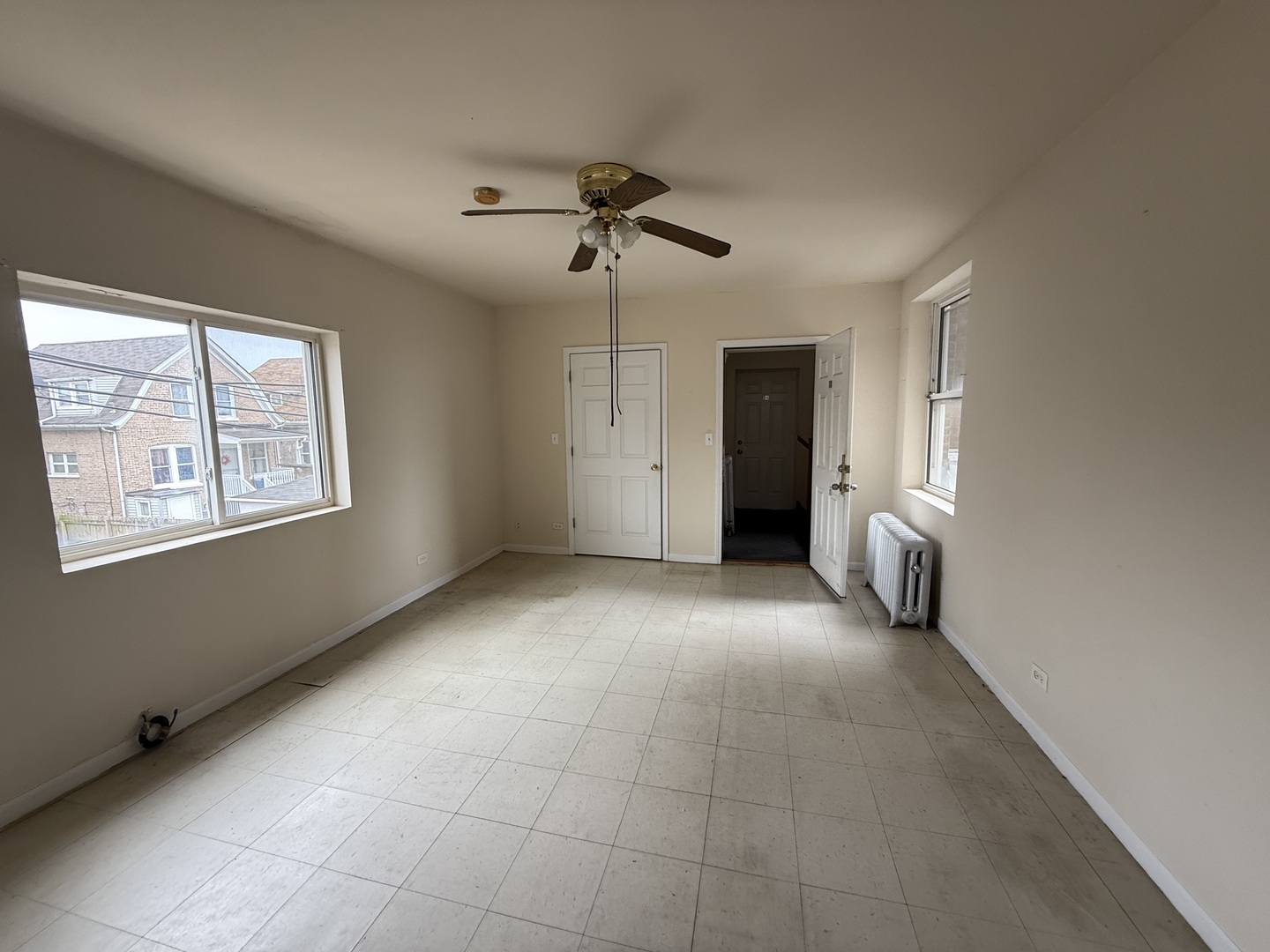 5011 W Cermak Road 14 Property Photo 2