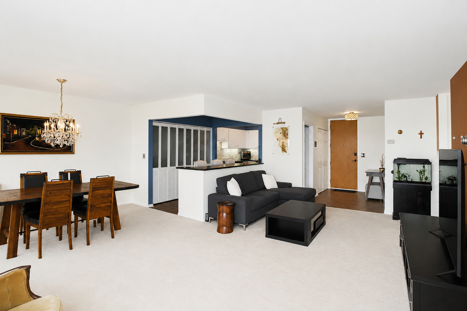 190 S Wood Dale Road 1108 Property Photo 15
