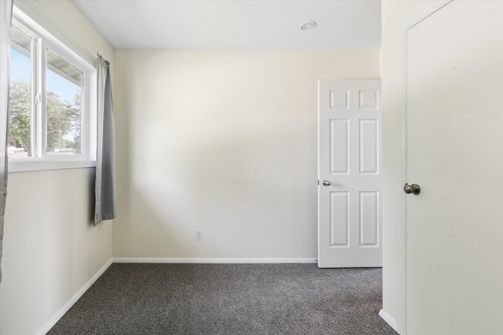 3208 Wakonda Drive Property Photo 15