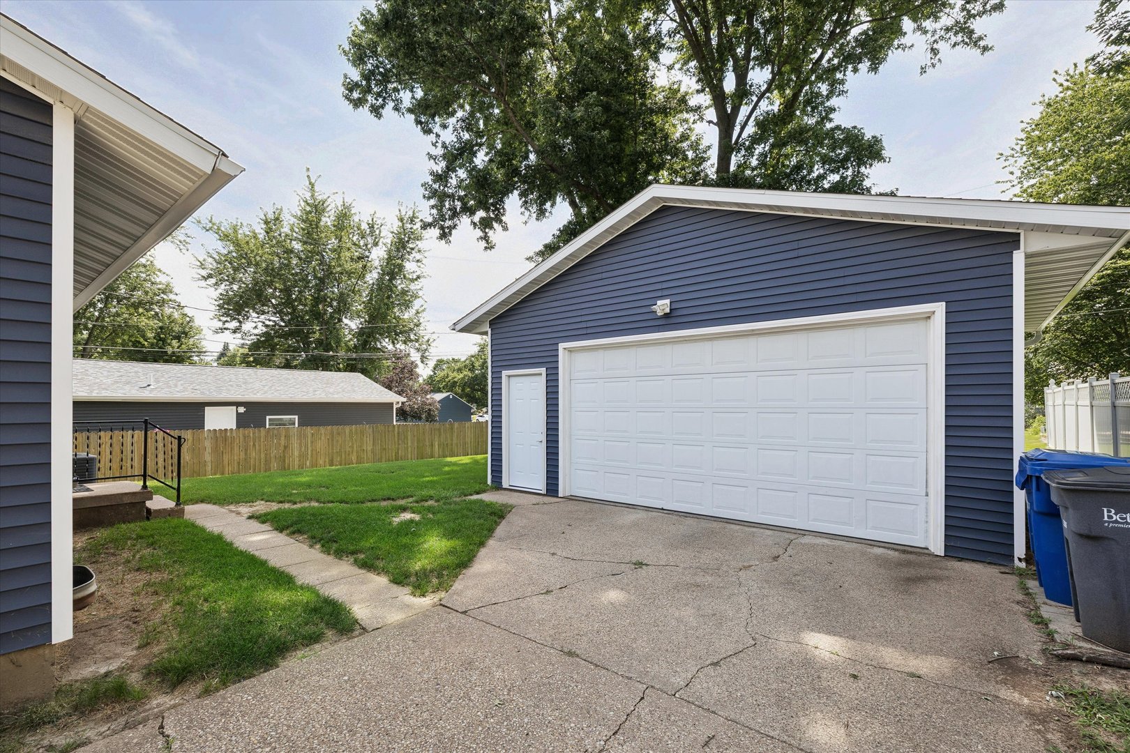 3208 Wakonda Drive Property Photo 18