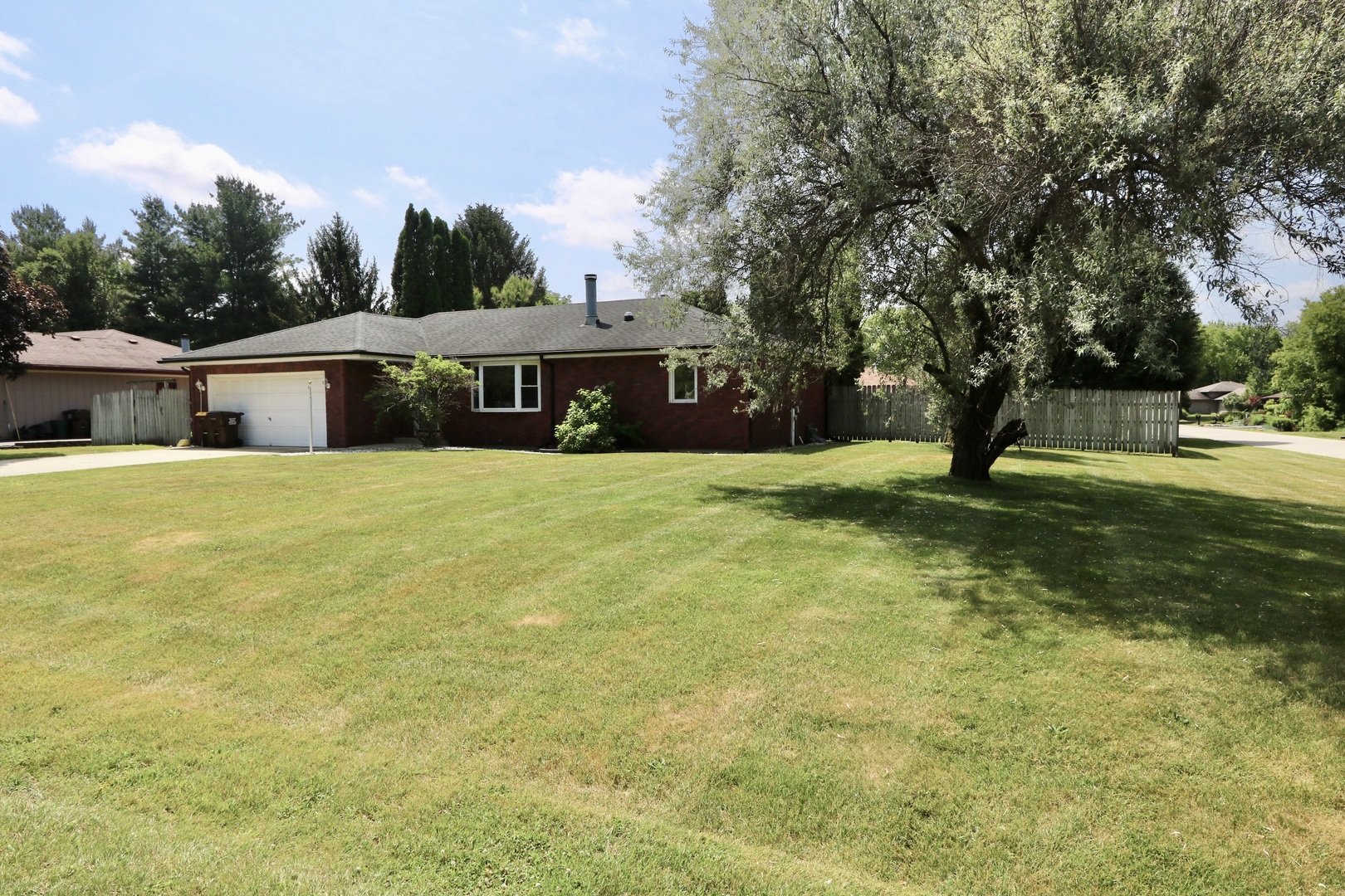 6300 Weathervane Lane Property Photo 2