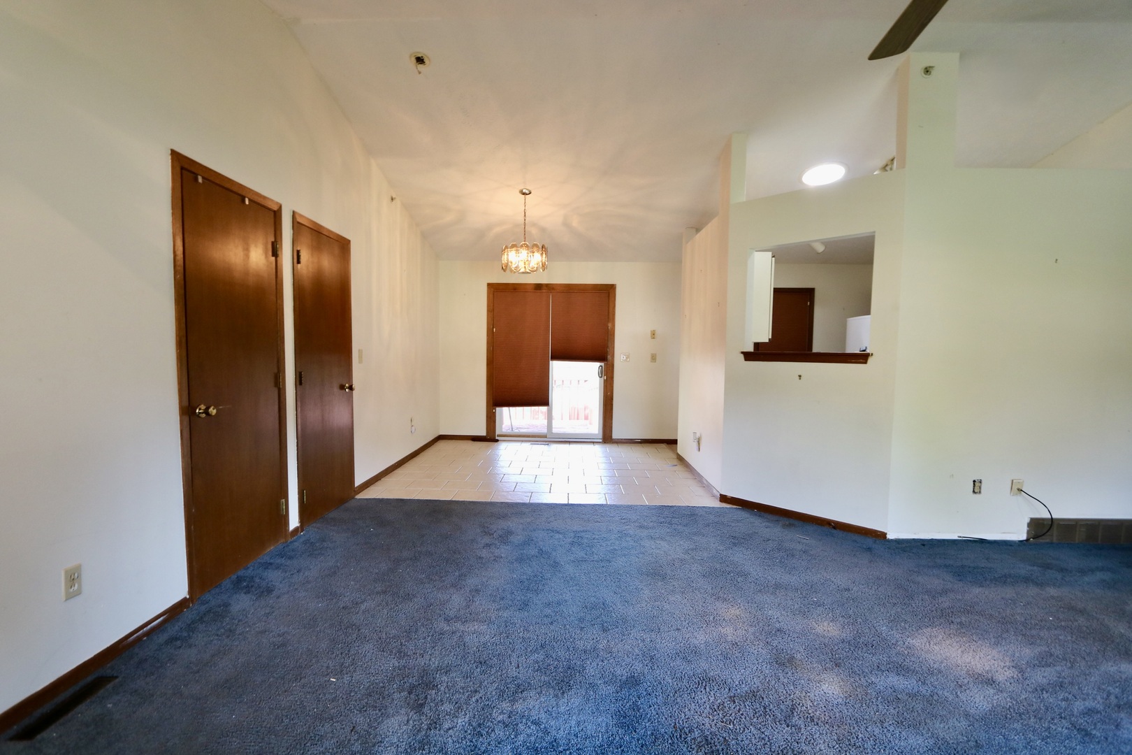 6300 Weathervane Lane Property Photo 6