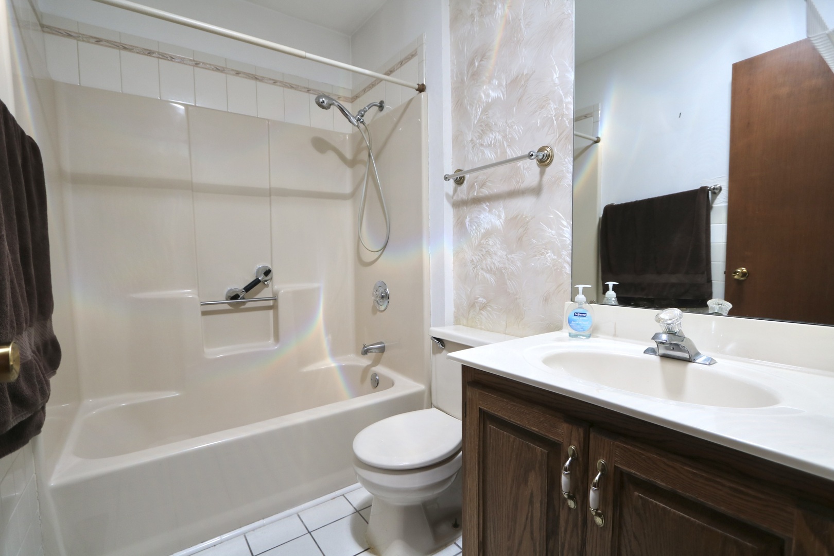 6300 Weathervane Lane Property Photo 15