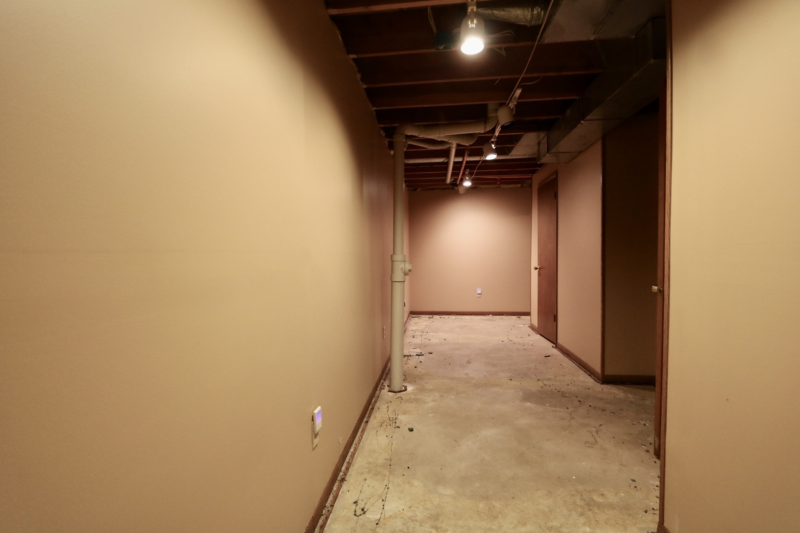 6300 Weathervane Lane Property Photo 23