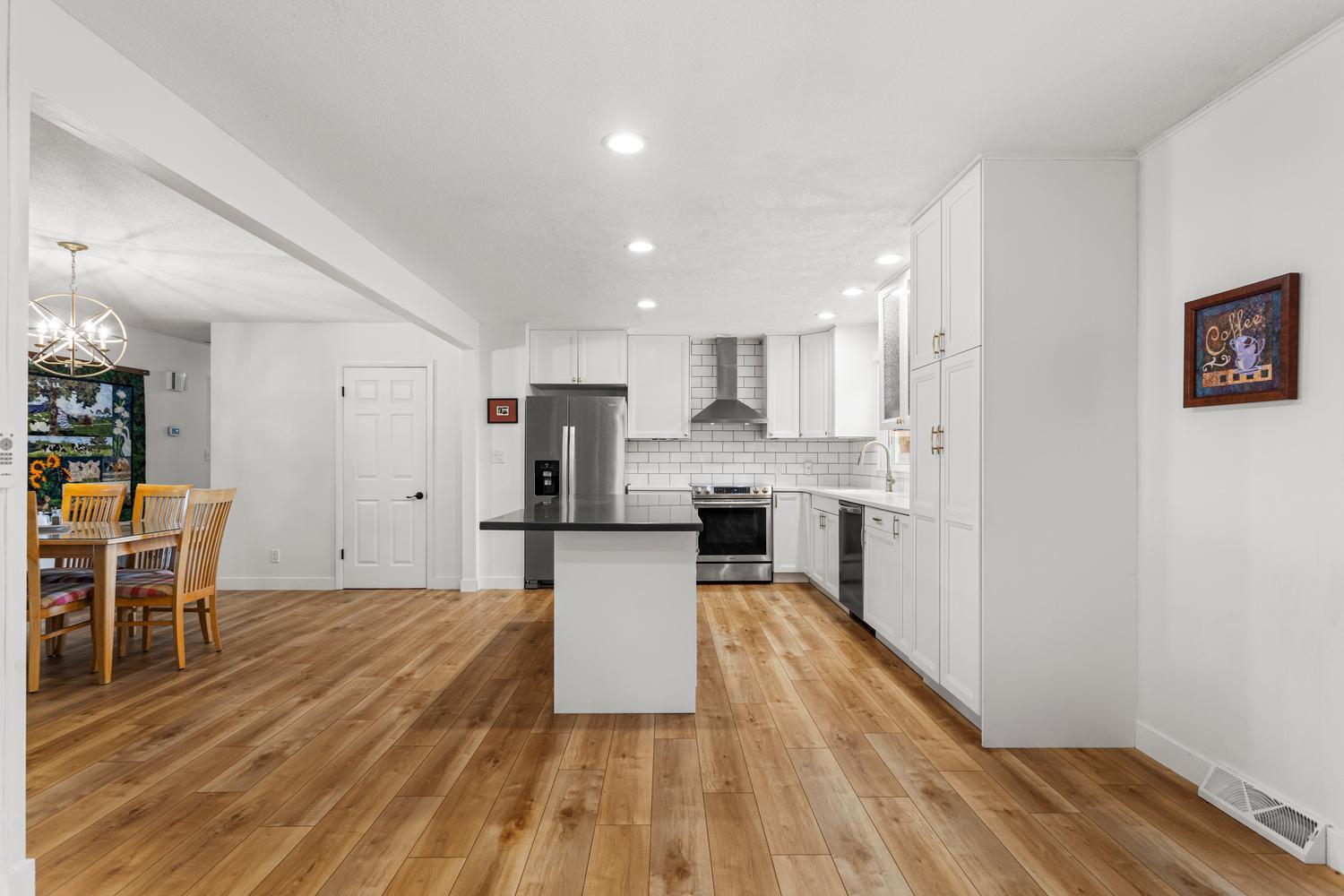 4 Stanford Place Property Photo 18