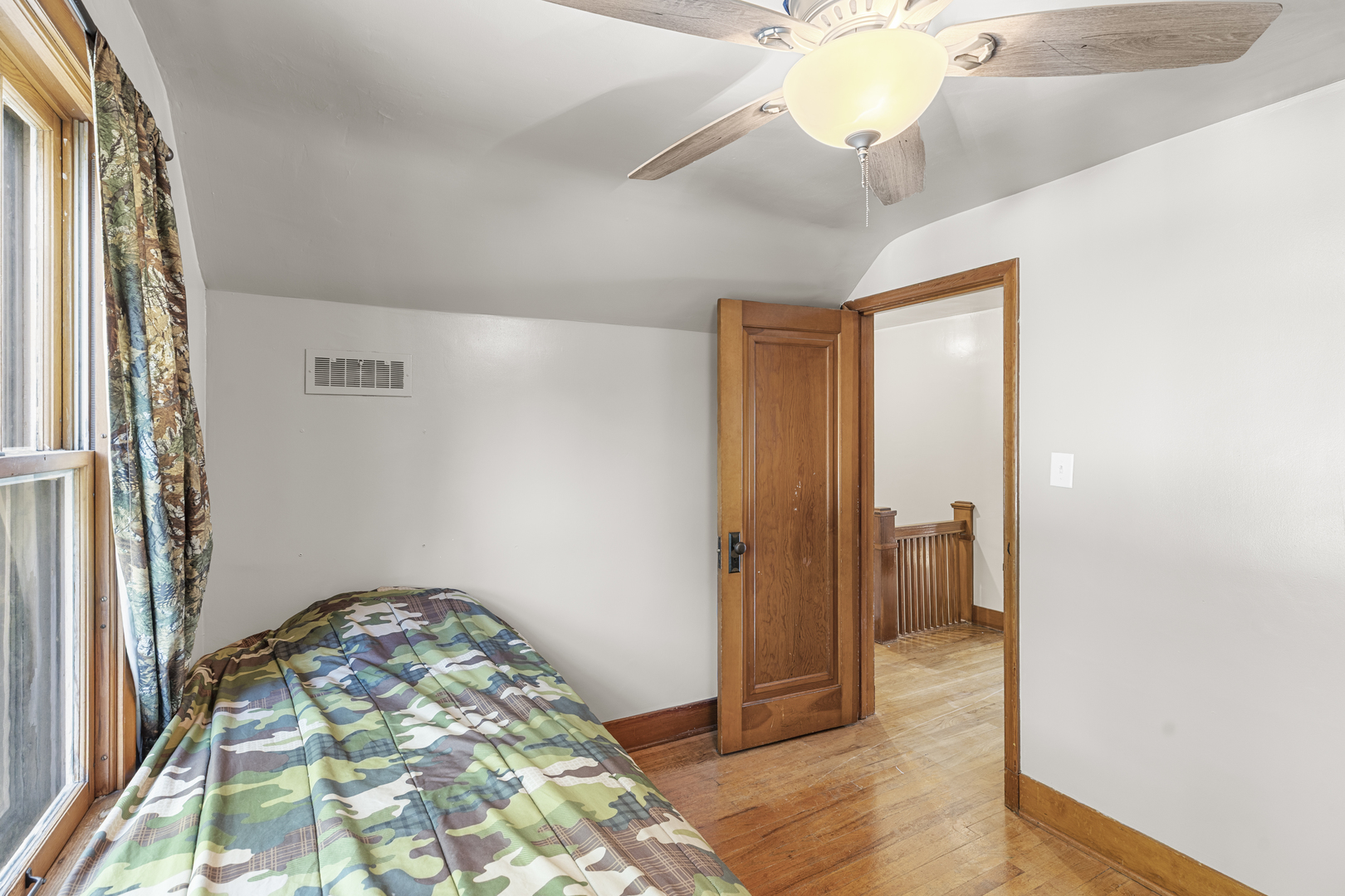 310 E Washington Street Property Photo 16