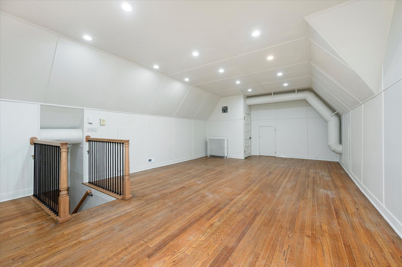 1123 Ashland Avenue Property Photo 58