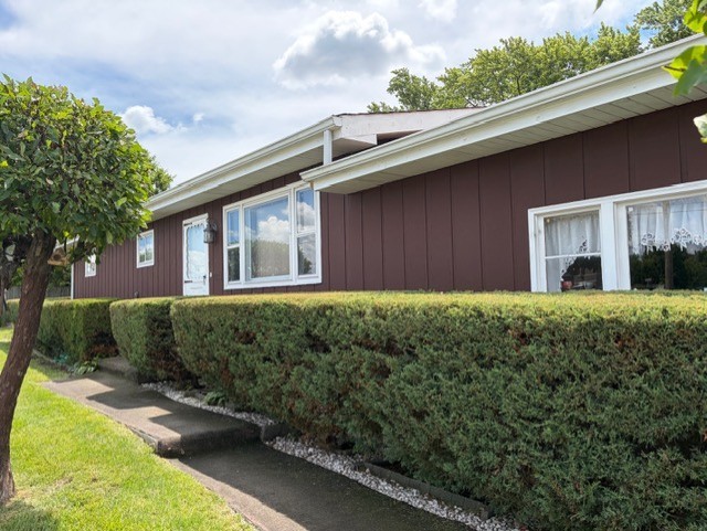 1631 N Oak Avenue Property Photo 3