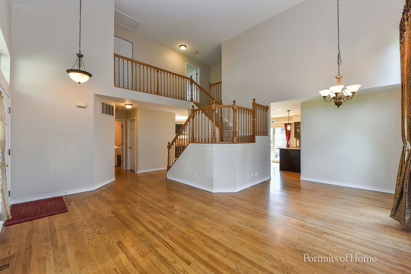 1302 Dunbarton Drive Property Photo 3